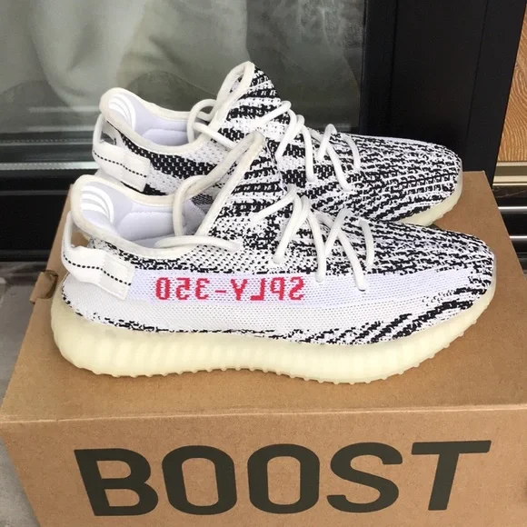 Yeezy Boost 350 V2